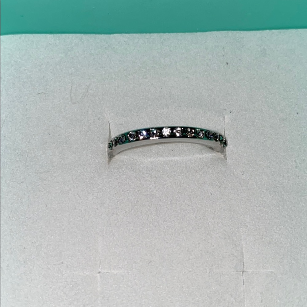 Simple Ring - Picture 3 of 6